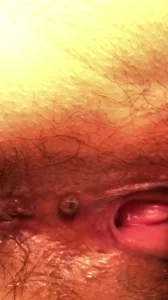 给老婆舔逼，淫水直流