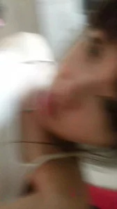 跟小女友深入交流， 笑容真是美丽极了做爱好舒服